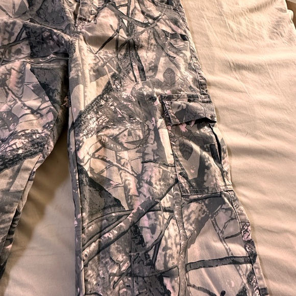 BAMBOO Pink and Gray Wide Leg Pants - Picture 3 of 9